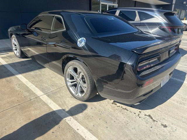 Used 2021 Dodge Challenger R/T RWD image 3