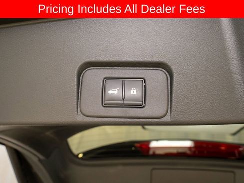 Certified 2023 Nissan Rogue SV w/ SV Premium B Package FWD image 6