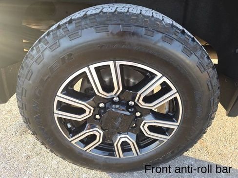 Used 2020 GMC Sierra 2500 AT4 w/ AT4 Premium Package image 41