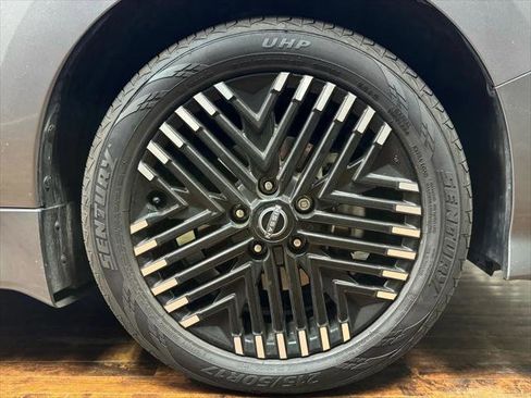 Used 2023 Nissan Leaf SV Plus image 14