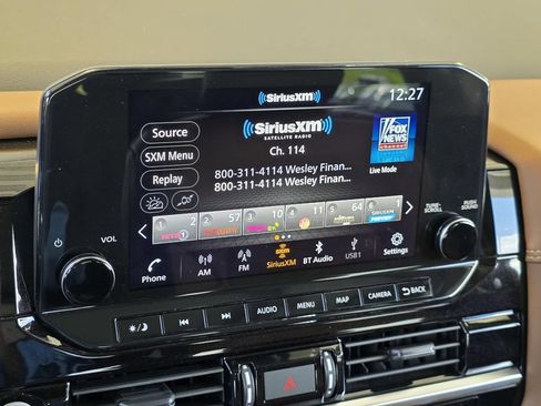 Used 2023 Nissan Pathfinder Platinum FWD image 27