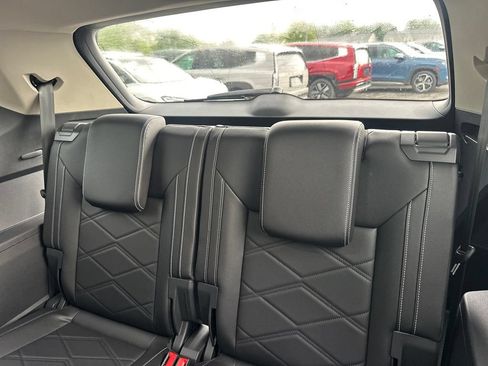 Used 2026 Volkswagen Atlas SE FWD image 26