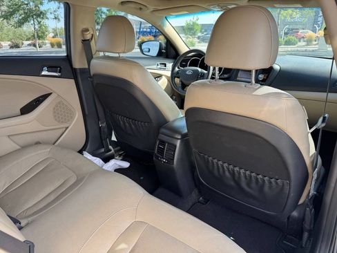 Used 2011 Kia Optima EX w/ Premium Pkg FWD image 15
