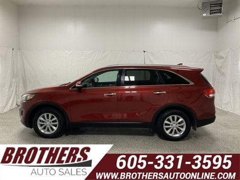 Used 2017 Kia Sorento FWD w/ LX Convenience Package image 1