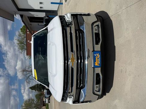 Used 2021 Chevrolet Silverado 1500 LTZ AWD/4WD image 2