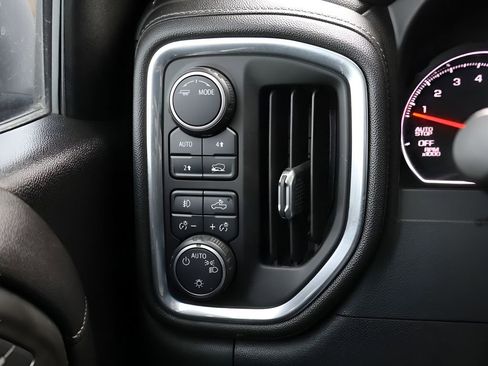 Used 2021 Chevrolet Silverado 1500 RST w/ Redline Edition AWD/4WD image 43