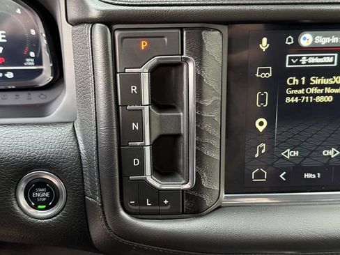 Certified 2024 GMC Yukon XL Denali w/ Advanced Technology Package AWD/4WD image 18