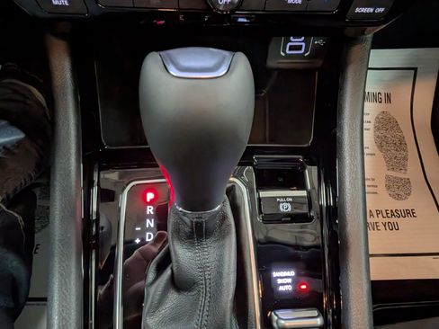 New 2026 Jeep Compass Limited w/ Sun, Sound & Navigation Group image 15