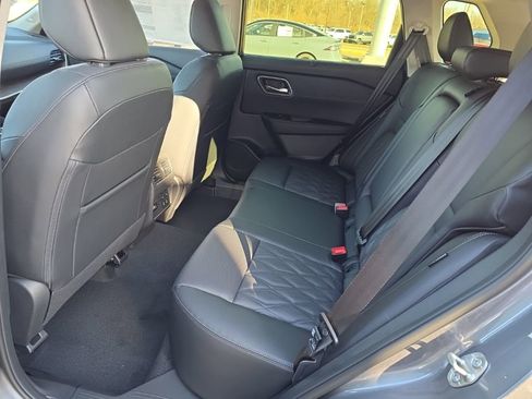 New 2026 Nissan Rogue Platinum w/ Platinum Premium Package AWD/4WD image 13