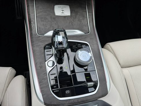 Used 2024 BMW ALPINA XB7 AWD/4WD image 54