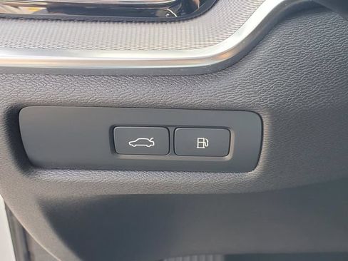 Certified 2024 Volvo S60 T8 Plus w/ Climate Package AWD/4WD image 17