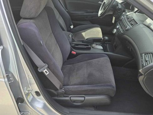 Used 2009 Honda Accord LX image 16