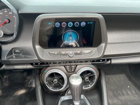 Used 2018 Chevrolet Camaro LT image 33