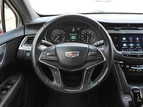 Used 2020 Cadillac XT5 Luxury w/ LPO, Floor Liner Package image 9