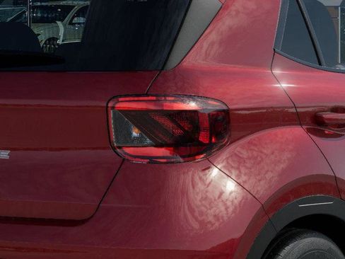 New 2026 Hyundai Venue SE image 10