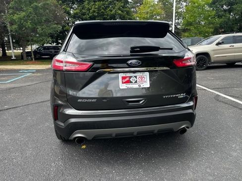 Used 2019 Ford Edge Titanium w/ Equipment Group 301A AWD/4WD image 4