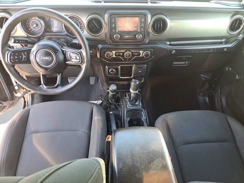 Used 2019 Jeep Wrangler Sport image 19