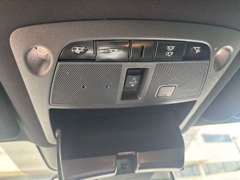 Used 2019 INFINITI Q60 Red Sport 400 image 33