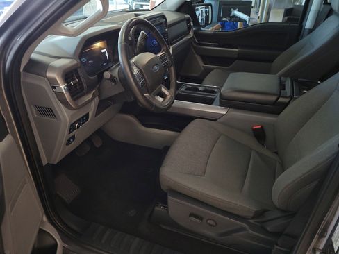 Used 2024 Ford F150 XLT w/ Mobile Office Package image 19