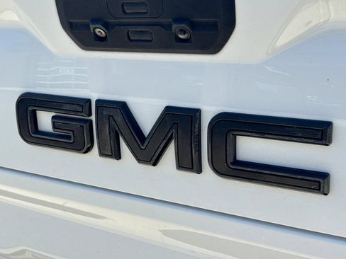 Used 2020 GMC Sierra 1500 AT4 w/ AT4 Premium Package AWD/4WD image 14