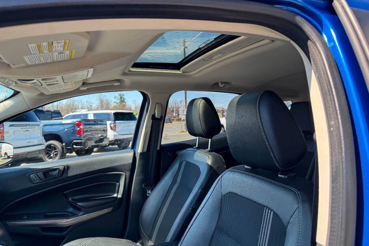 Used 2020 Ford EcoSport SES w/ SES Black Appearance Package AWD/4WD image 20