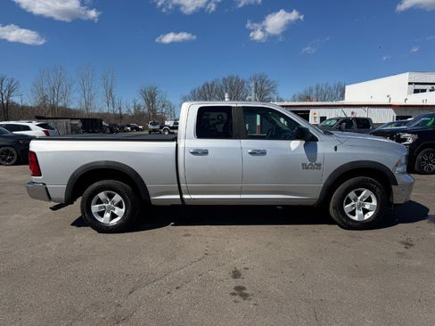 Used 2016 RAM 1500 Classic SLT AWD/4WD image 6