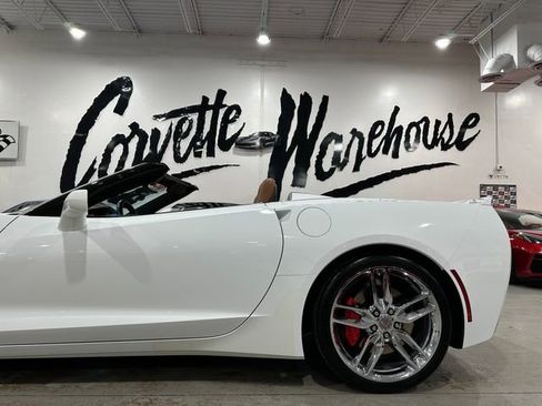 Used 2016 Chevrolet Corvette Stingray Convertible w/ 3LT Preferred Equipment Group RWD image 7