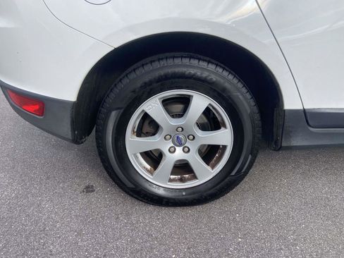 Used 2011 Volvo XC60 3.2 R-Design image 11