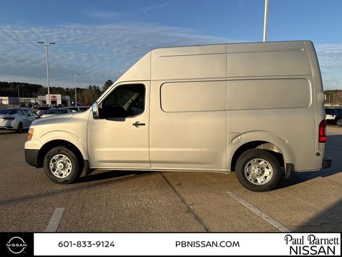 Used 2016 Nissan NV 2500 SV w/ Technology Package image 7