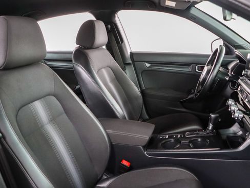 Used 2023 Honda Civic Sport image 26