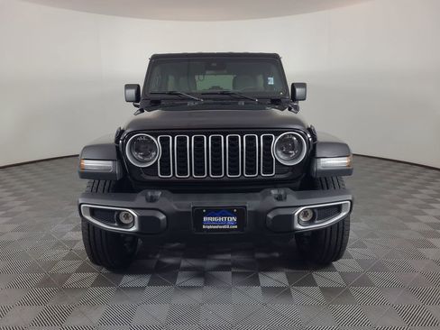 Used 2025 Jeep Wrangler Unlimited Sahara w/ Safety Group AWD/4WD image 8