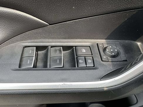 Used 2023 Toyota RAV4 XLE Premium AWD/4WD image 24
