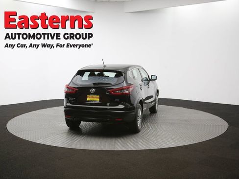 Used 2020 Nissan Rogue Sport S image 37