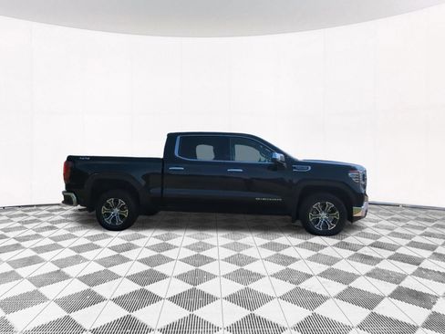 Used 2025 GMC Sierra 1500 SLT AWD/4WD image 6