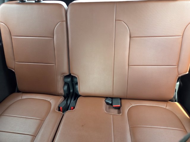 Used 2021 Chevrolet Traverse High Country FWD image 10