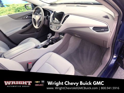 Used 2022 Chevrolet Malibu LT image 27