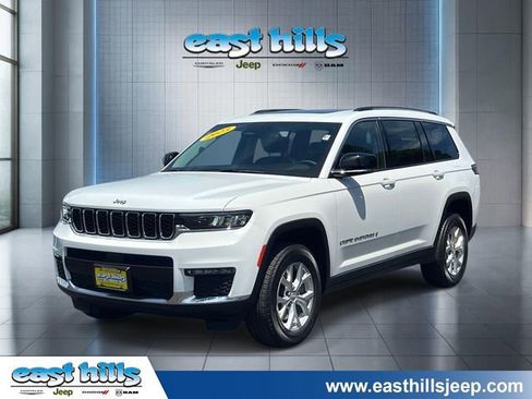 Used 2023 Jeep Grand Cherokee L Limited AWD/4WD image 3