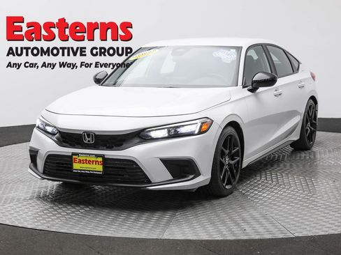 Used 2022 Honda Civic Sport image 1