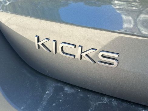 New 2026 Nissan Kicks SR FWD image 10