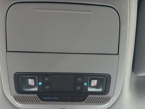 Used 2022 Ford F150 Lightning Pro AWD/4WD image 30