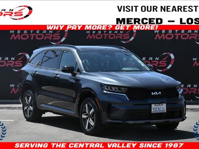 Used 2022 Kia Sorento S w/ Panoramic Sunroof Package