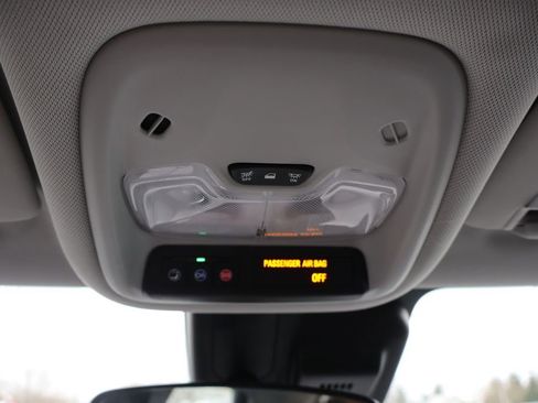 Used 2023 Chevrolet TrailBlazer LS image 15