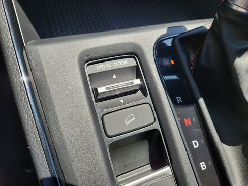 Used 2025 Honda CR-V Sport image 24