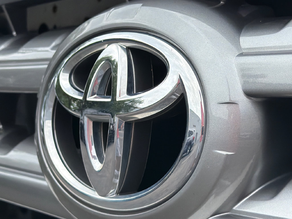 Used 2017 Toyota Sequoia Platinum AWD/4WD image 15