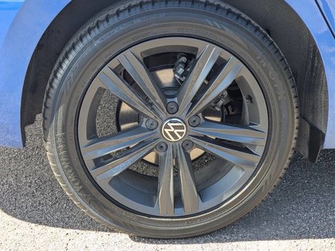 Used 2022 Volkswagen Jetta SE image 9