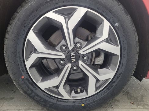 Used 2019 Kia Forte LXS image 31