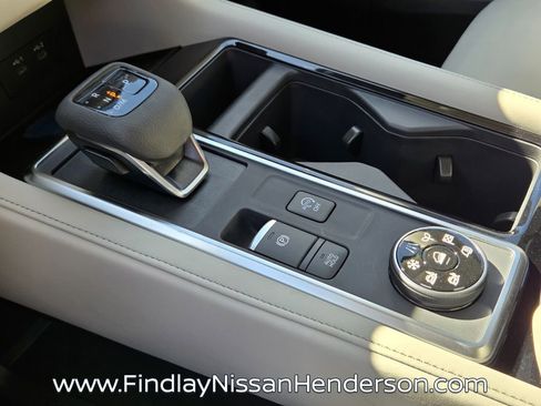 New 2026 Nissan Pathfinder SL AWD/4WD image 16