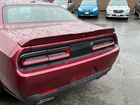 Used 2021 Dodge Challenger R/T image 6