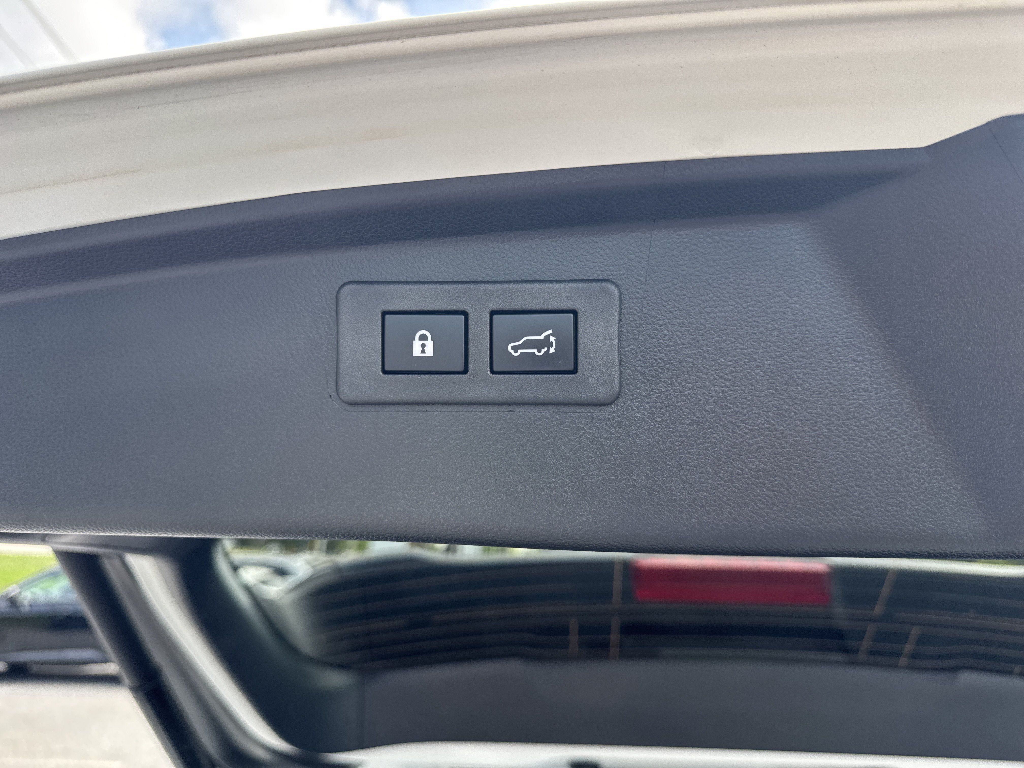 Used 2025 Subaru Outback Wilderness AWD/4WD image 36