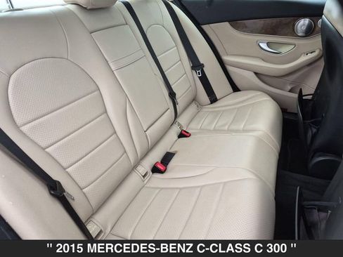 Used 2015 Mercedes-Benz C 300 4MATIC Sedan image 30